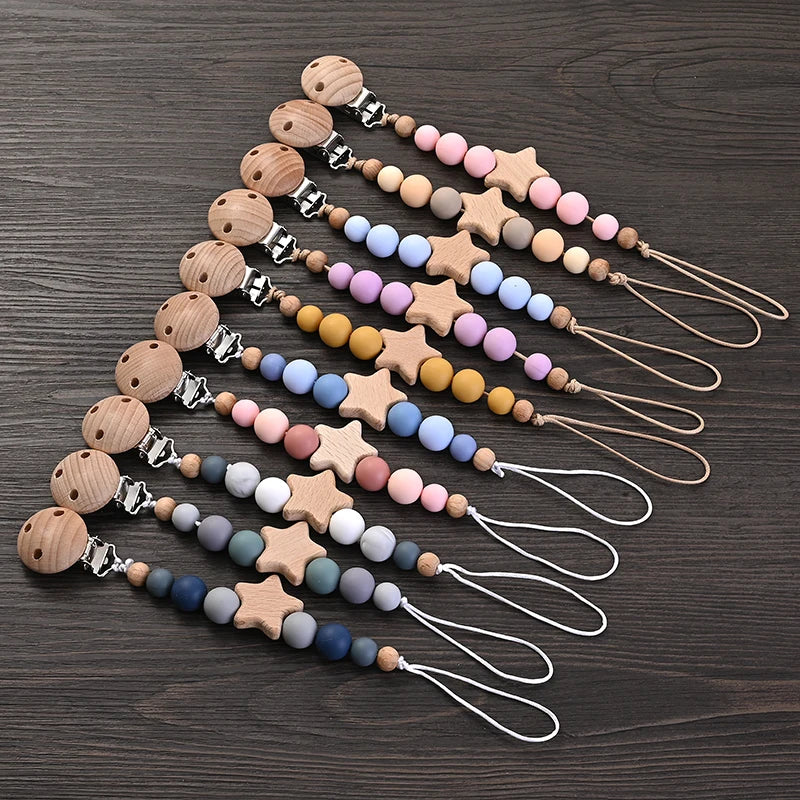 Clipes de Chupeta Fofurisa – Silicone & Madeira com Design Estrelinha